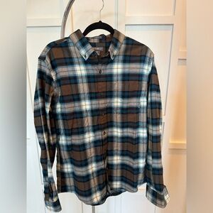 EDDIE BAUER NWOT men’s relaxed fit flannel Sz. M